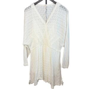 Free people womens cream gauzy crochet 3/4 sleeve dress. Size XS. oversized boho